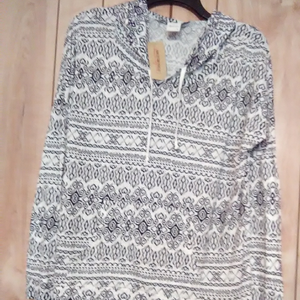 Hoodie new size L